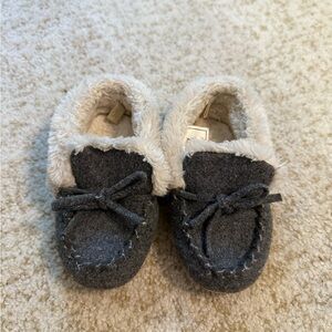 Baby Gap Sherpa Lined Moccasins/Slippers